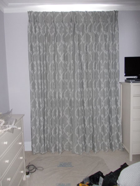 Interlined curtains with pinch pleat heading